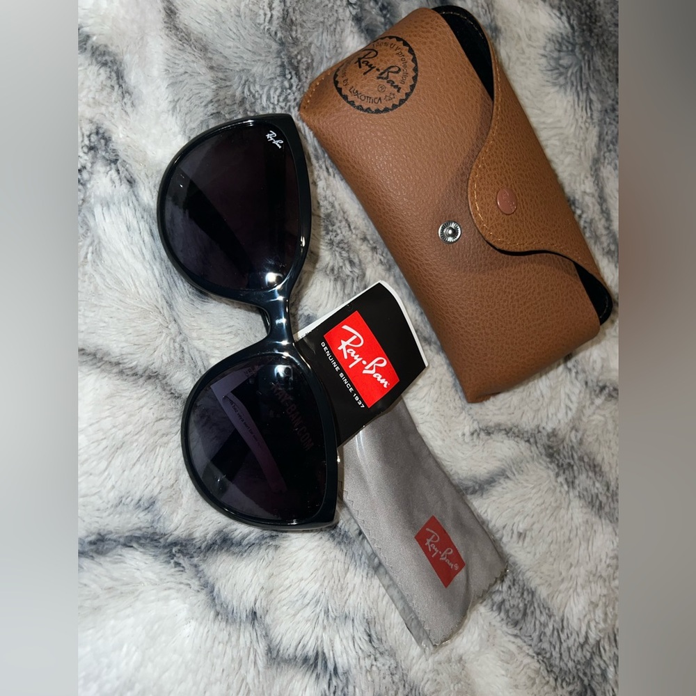 Ray bans